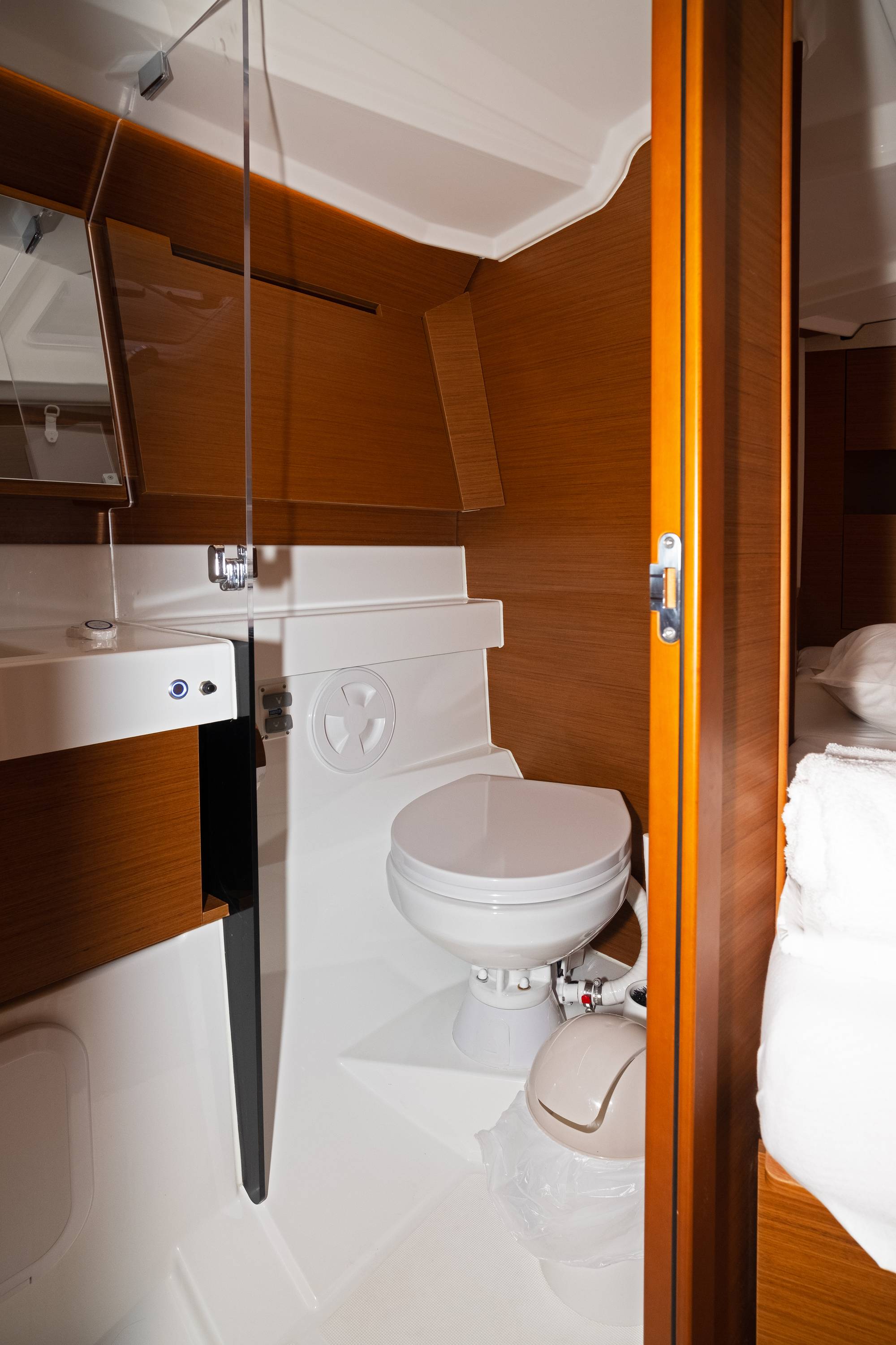 Sun Odyssey 410 Lowe