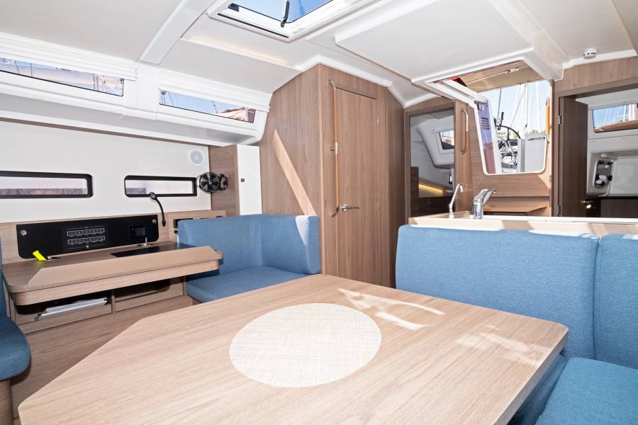 Sun Odyssey 415 Thalassa Nova