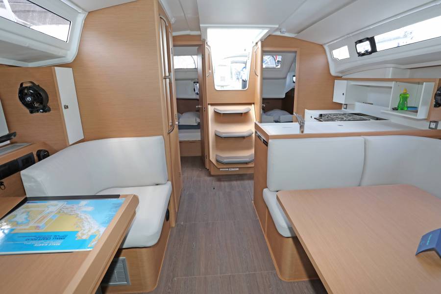 Sun Odyssey 415 Nuria