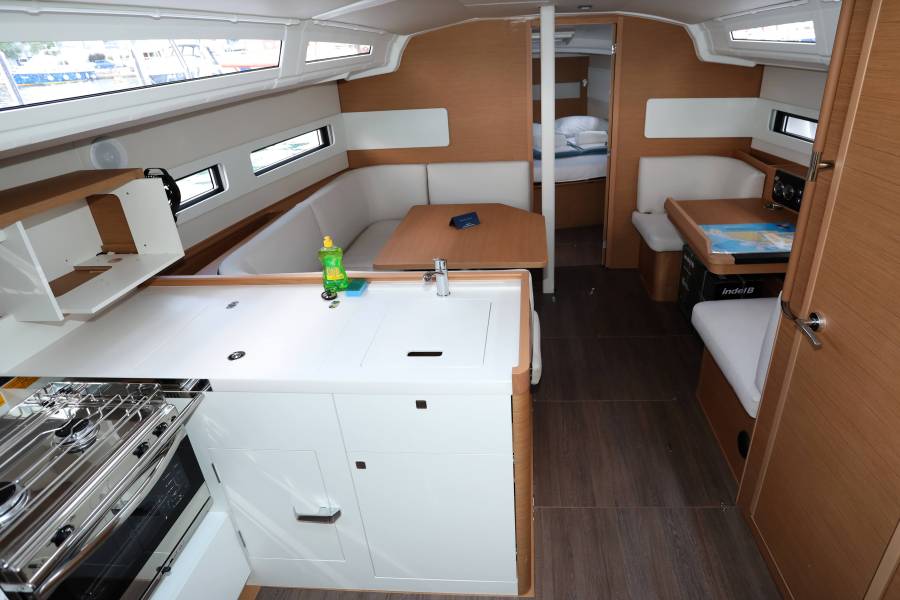 Sun Odyssey 415 Nuria