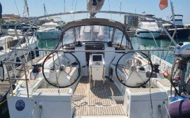 Sun Odyssey 419, Mastina