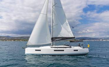 Sun Odyssey 440, Navillera