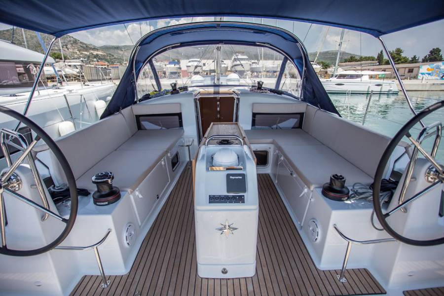 Sun Odyssey 440 Anna II 