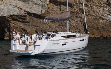 Sun Odyssey 479, Elena
