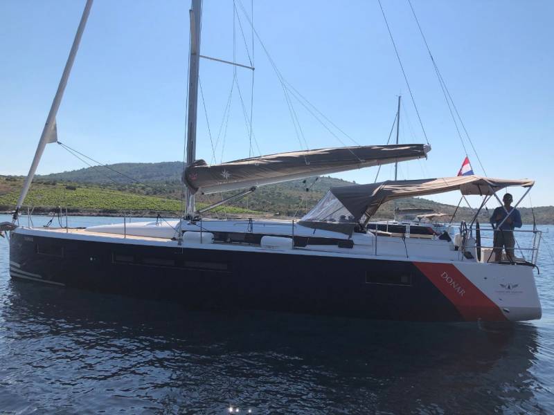 Sun Odyssey 490 Donar