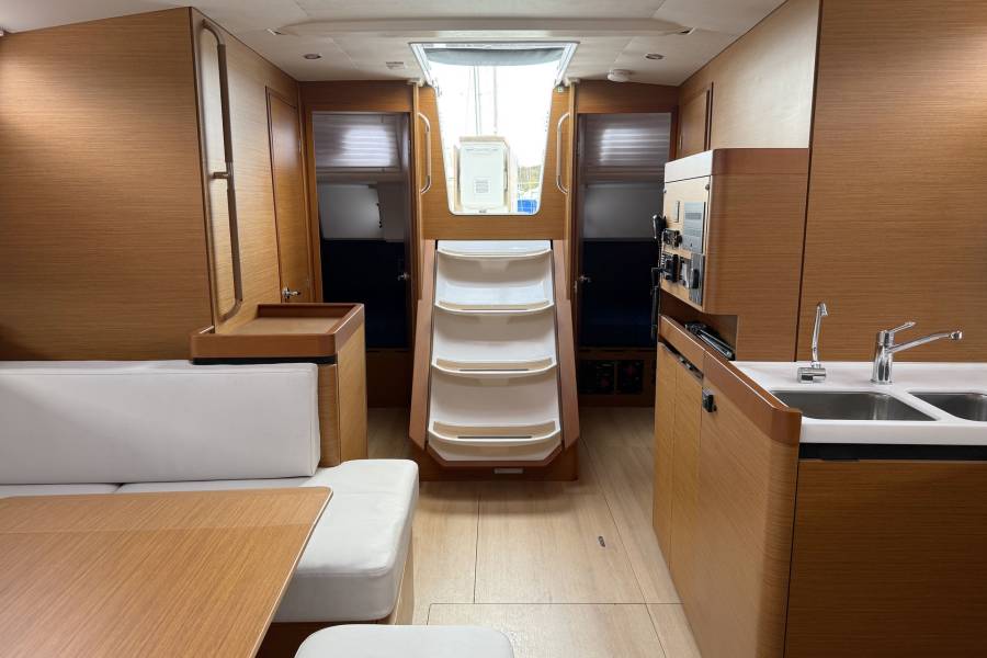 Sun Odyssey 490 Poseidon