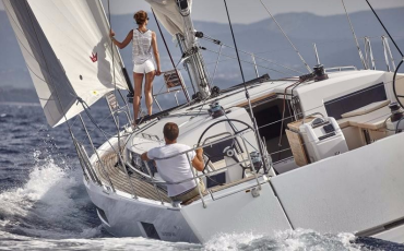 Sun Odyssey 490, Captain George