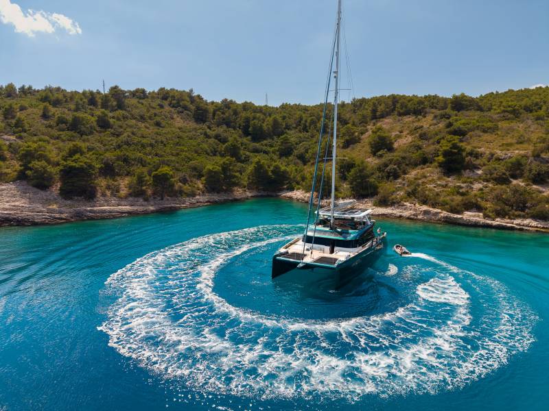 Sunreef 70 Midori