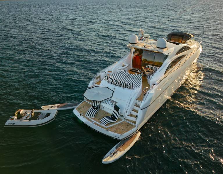 Sunseeker Predator 72 Ghost