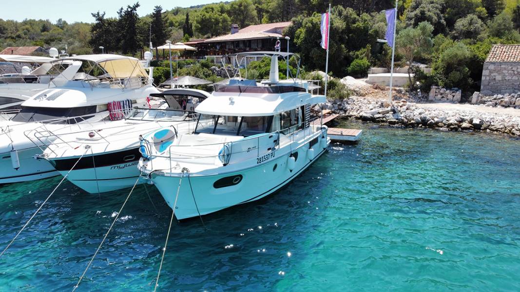 Swift Trawler 41 Moritz